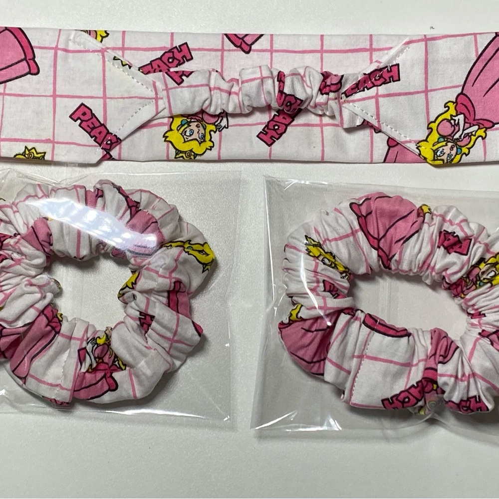 Peach Headband and Scrunchies 2x - Picture 2 of 3